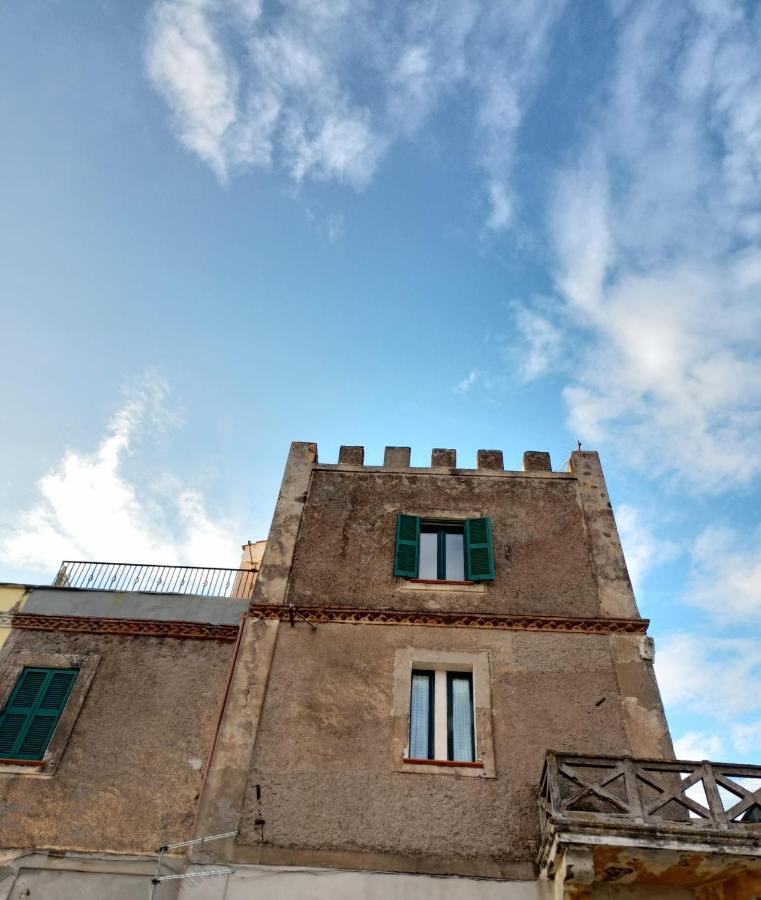 La Torre di Barbara Villa Ardea Bagian luar foto